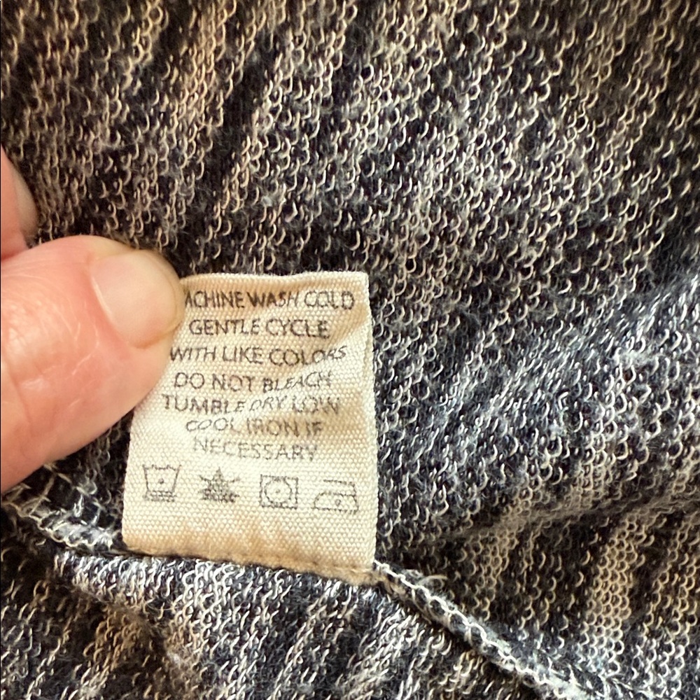 Max Studio Charcoal Long Sleeve Top - Picture 4 of 7